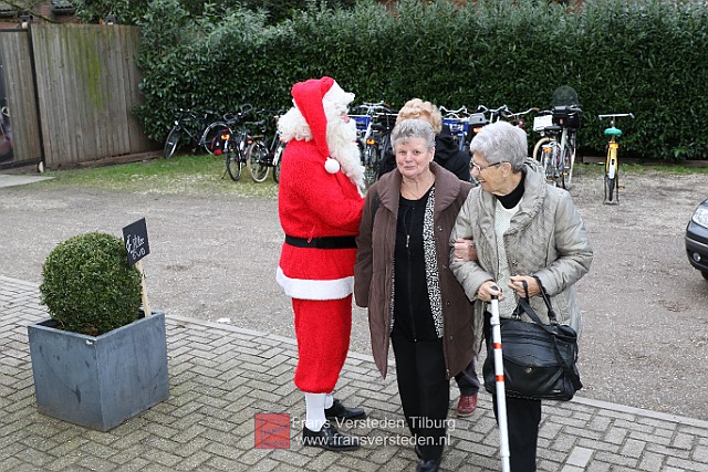 20151220 eetmetjehart kerstdiner2015 frans versteden fotografie tilburginbeeld FRVE9691.jpg